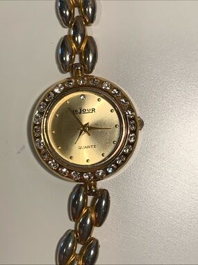 Luxury brand - Le Jour Gold-Tone Crystal Bezel Dress Watch-Quartz 26mm